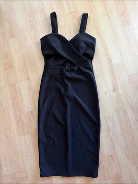 Women's Black Sleeveless Sheath Dress